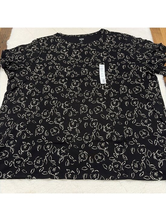 Croft And Barrow Tops - Croft And Barrow Womens NWT Classic Tee 4X Black Floral